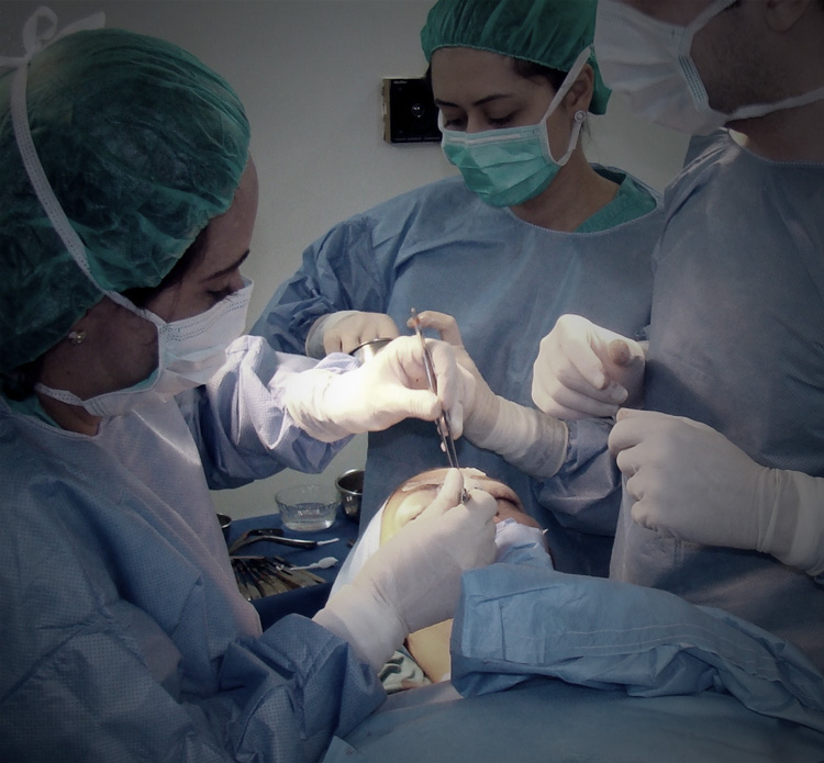 Dra. Bárbara Machado | Cirurgia Plástica